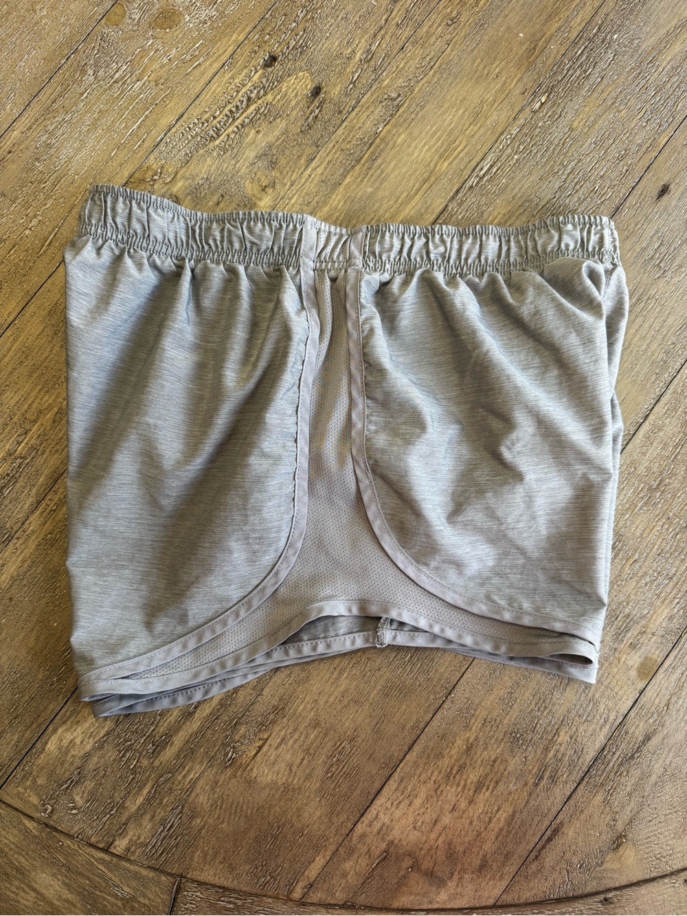 Nike Dri-FIT Running Shorts Womens L Gray Athletic Elastic Waist Lightweight - Picture 3 of 8